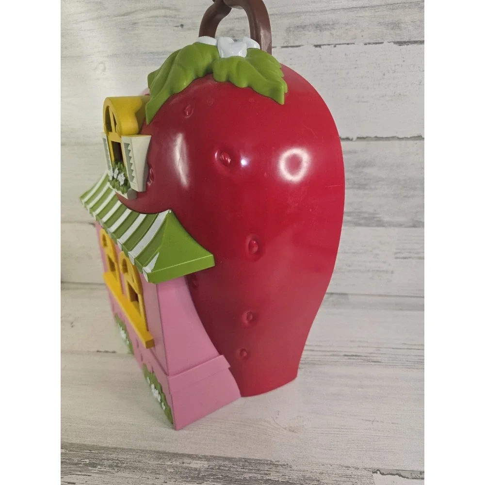 Strawberry Shortcake Berry Bitty Market Playset The Bridge Direct Red Strawberry